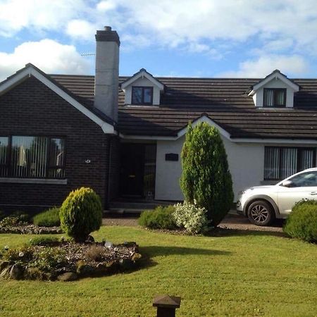 Tara House Ballycastle Exterior foto